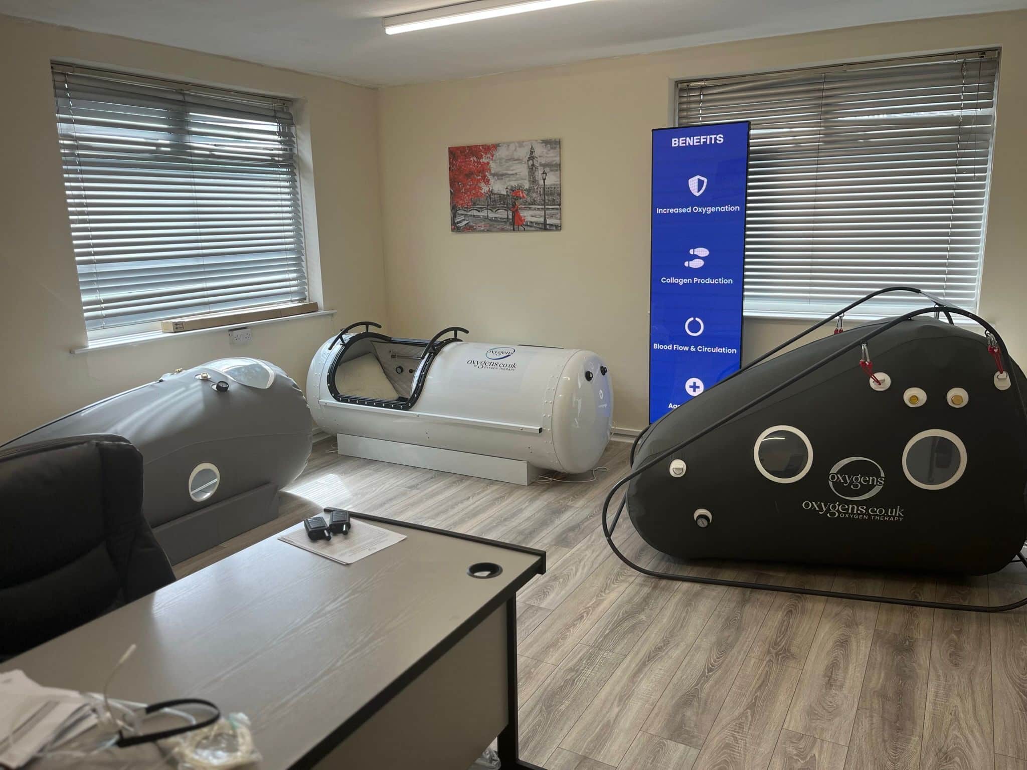 Mild hyperbaric oxygen therapy clinic showroom uk