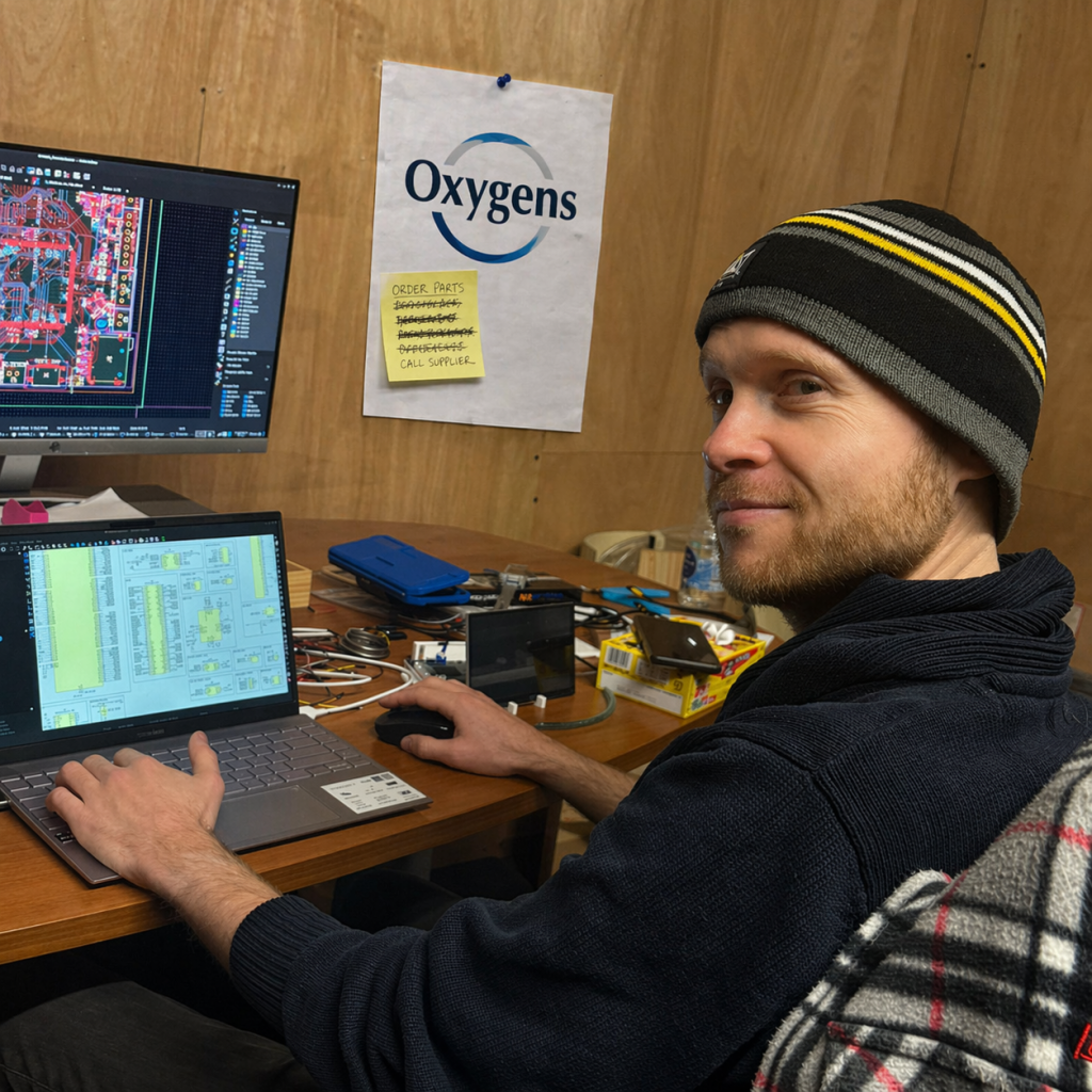 Hyperbaric oxygen technician