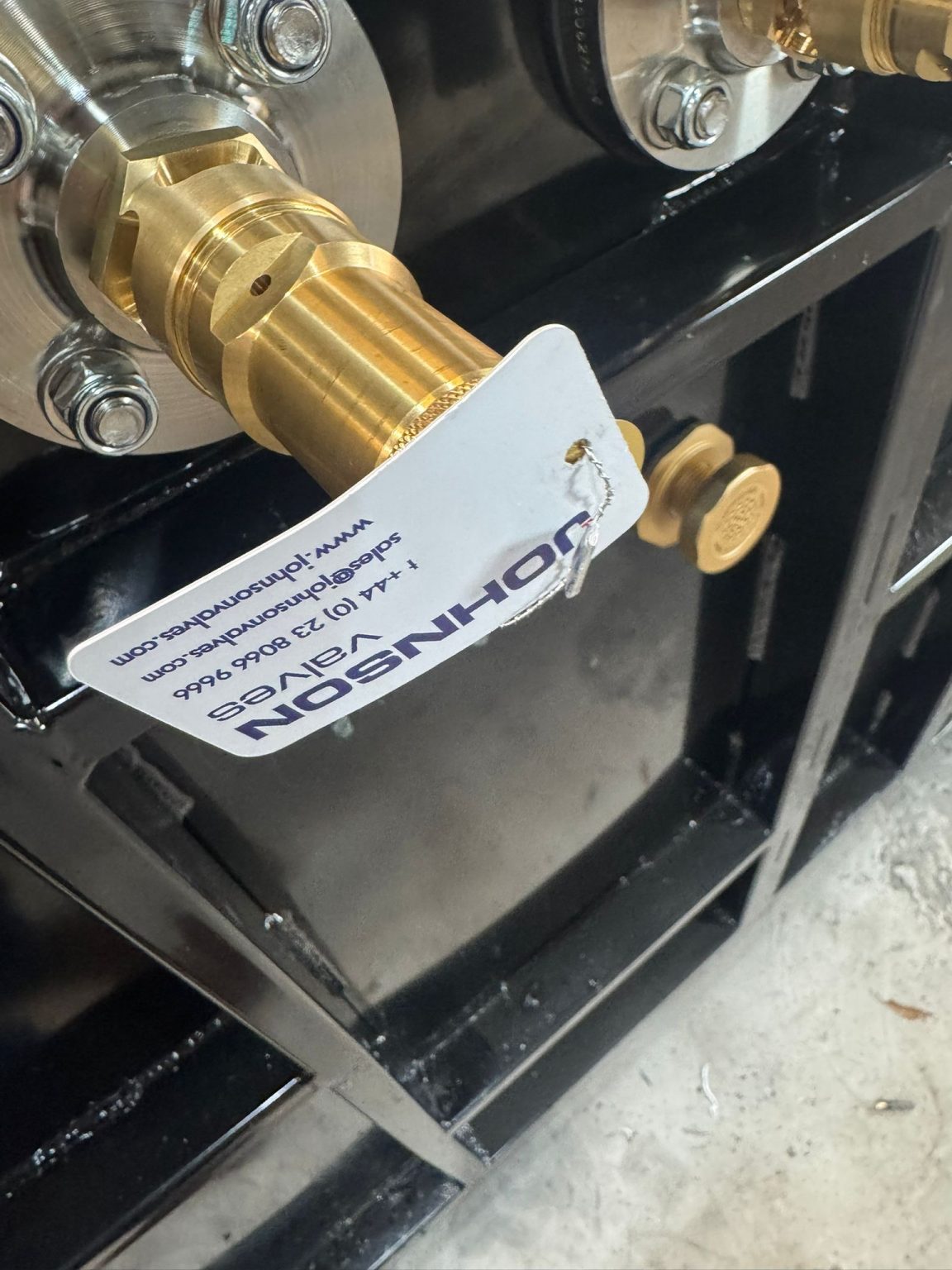 Two certified Goetze pressure-relief valves on the Winslet hyperbaric chamber
