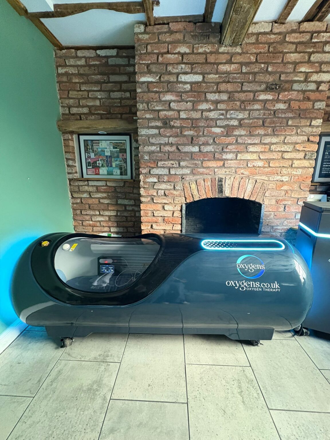 2.0 ATA lie-down hard-shell hyperbaric oxygen chamber supplied by Oxygens