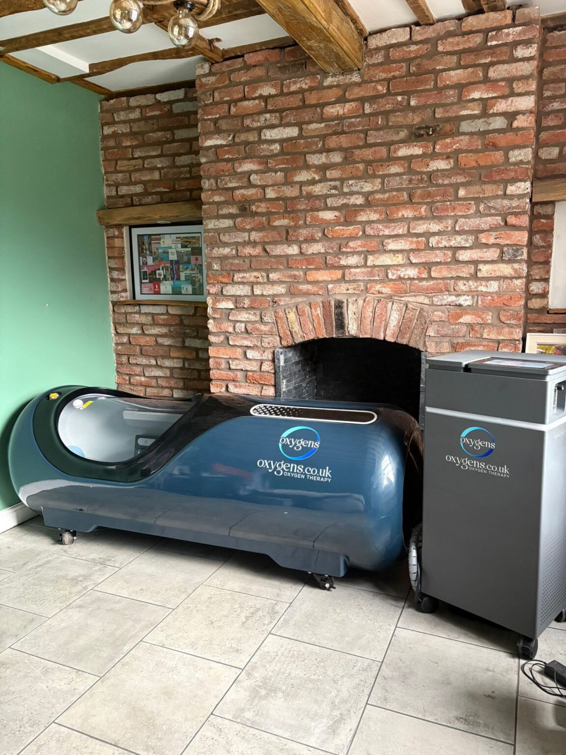 Lie-down hard-shell hyperbaric chamber installed by Oxygens in a Birmingham home